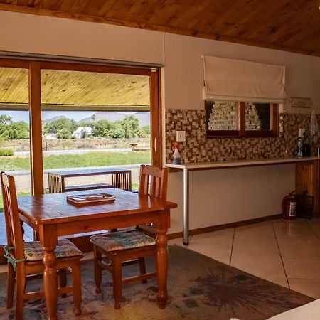 Tarantula Guest House Calvinia المظهر الخارجي الصورة