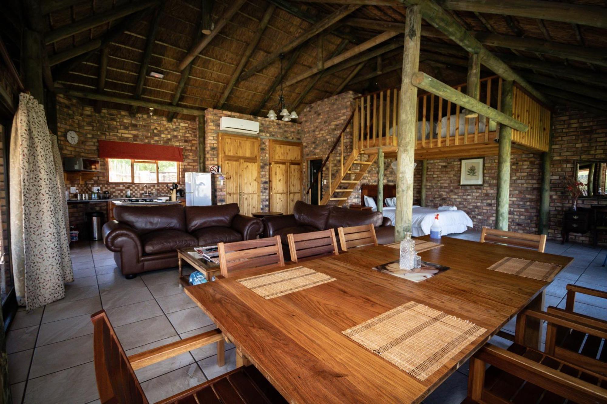 Tarantula Guest House Calvinia المظهر الخارجي الصورة