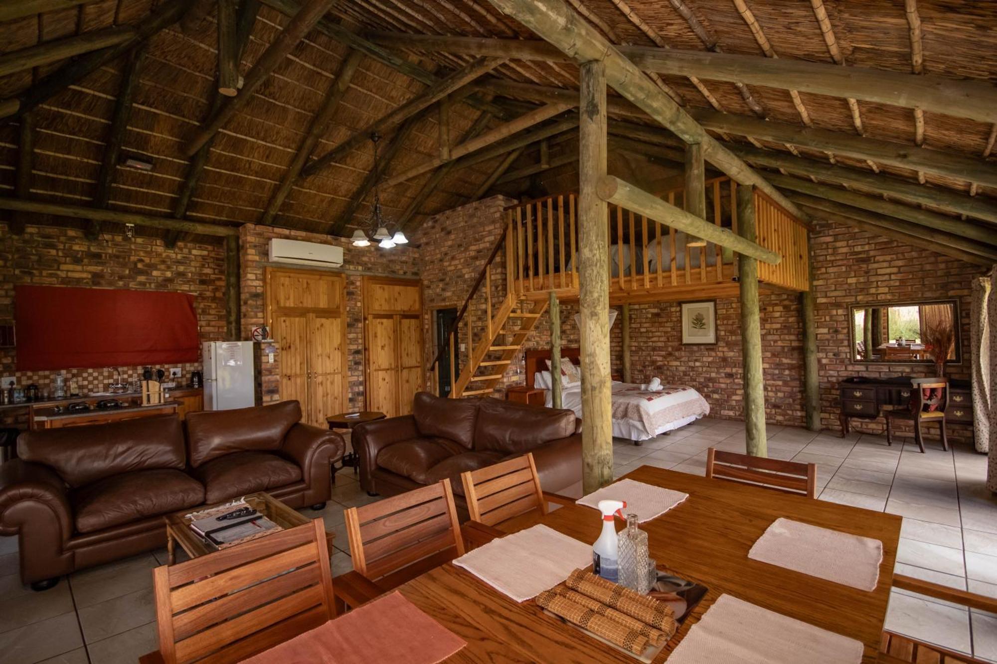 Tarantula Guest House Calvinia المظهر الخارجي الصورة
