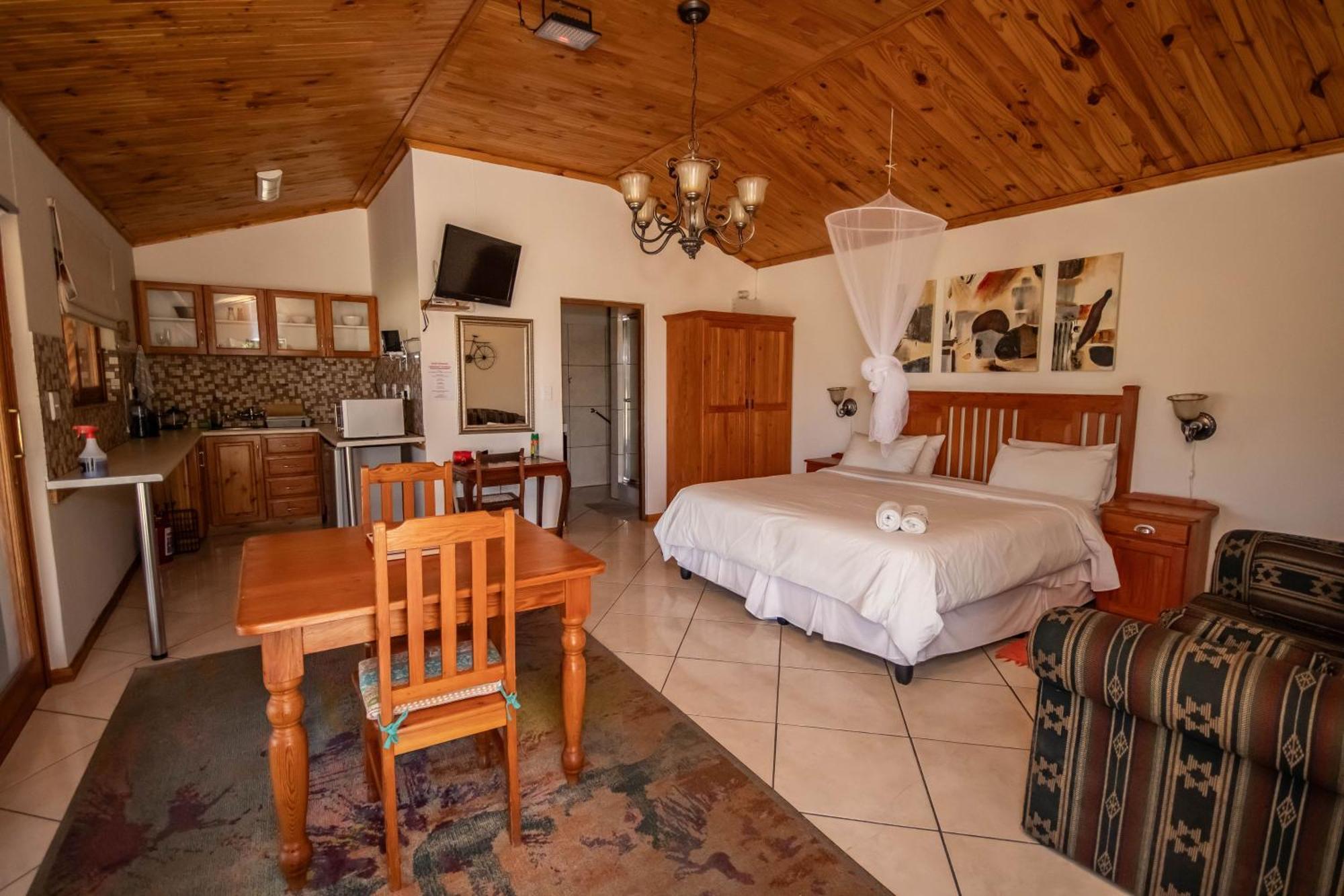Tarantula Guest House Calvinia المظهر الخارجي الصورة