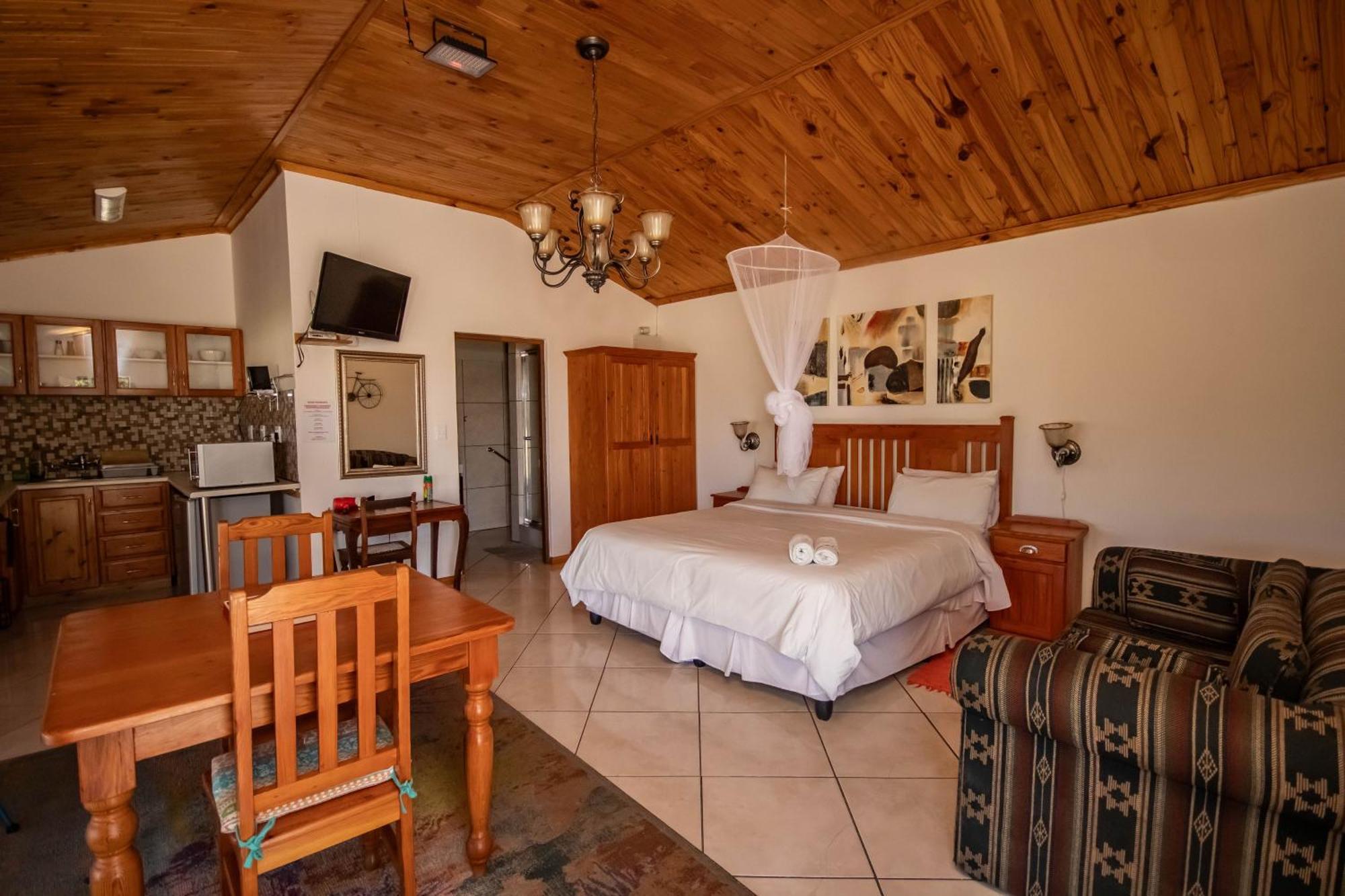 Tarantula Guest House Calvinia المظهر الخارجي الصورة